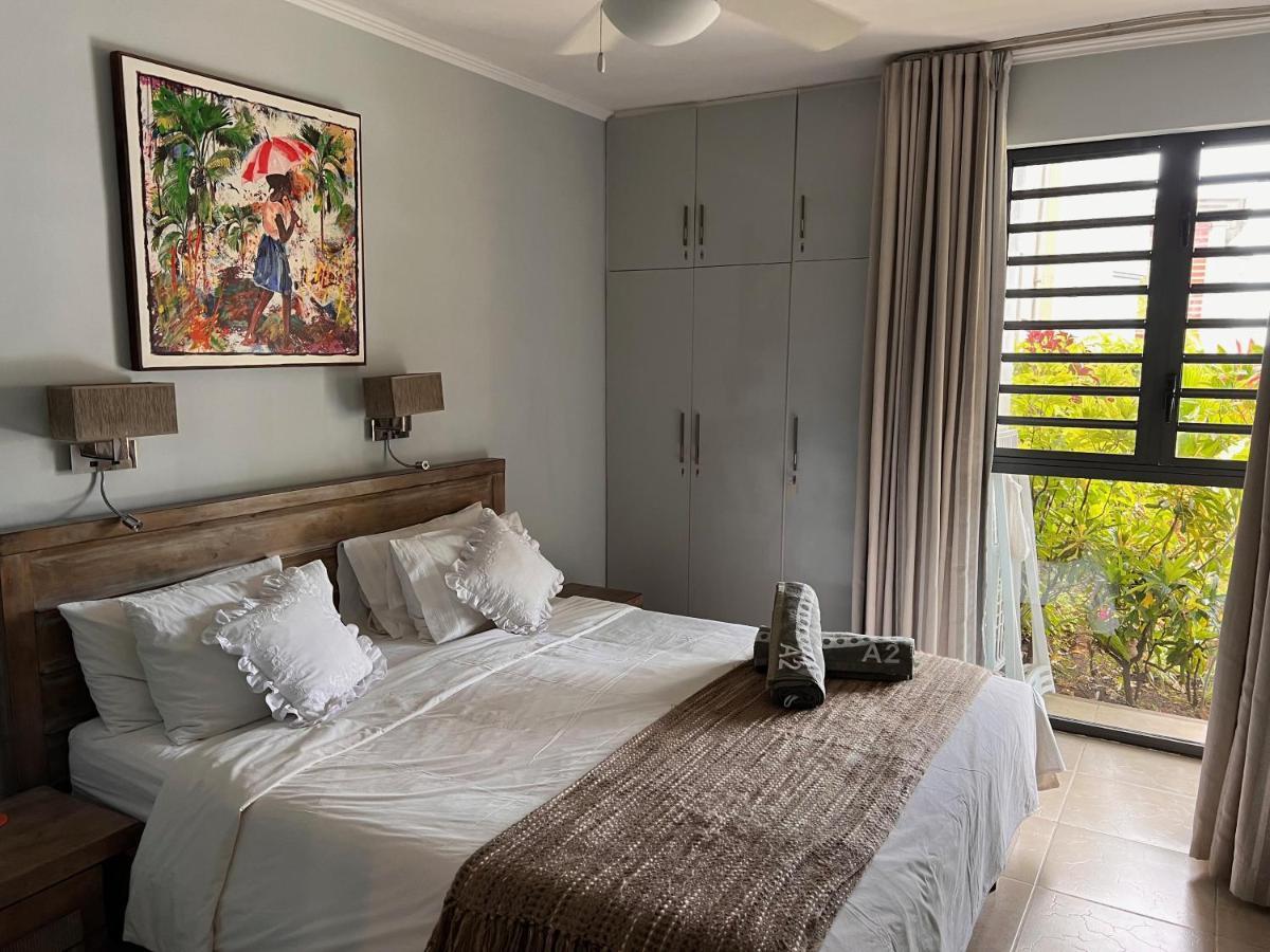 Appartement Le Cerisier A2 à Trou-aux-Biches Extérieur photo