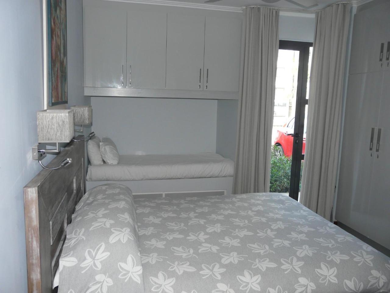 Appartement Le Cerisier A2 à Trou-aux-Biches Extérieur photo